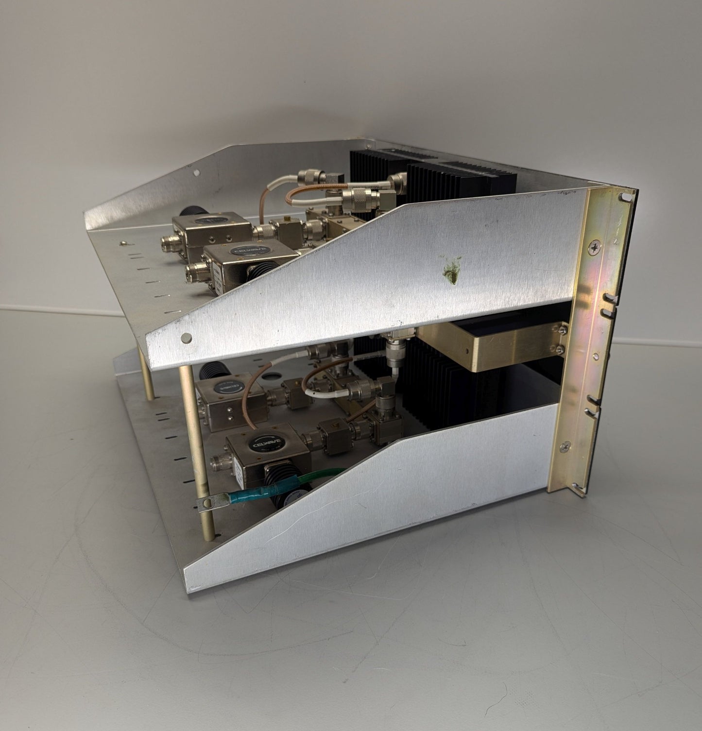 CELWAVE TCC 460-4 Hybrid Combiner