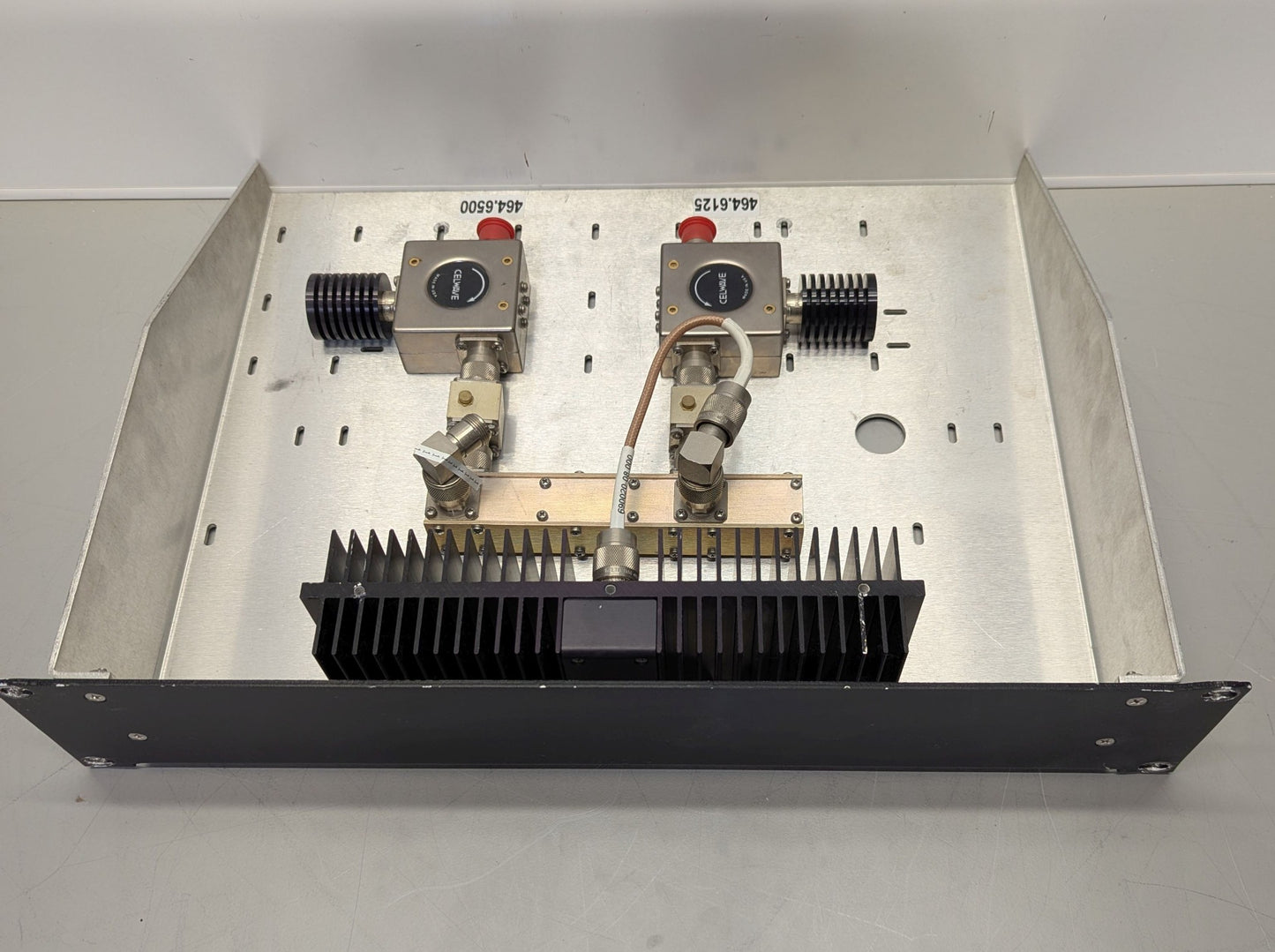 CELWAVE TBC 460-2 2 CH. UHF HYBRID COMBINER