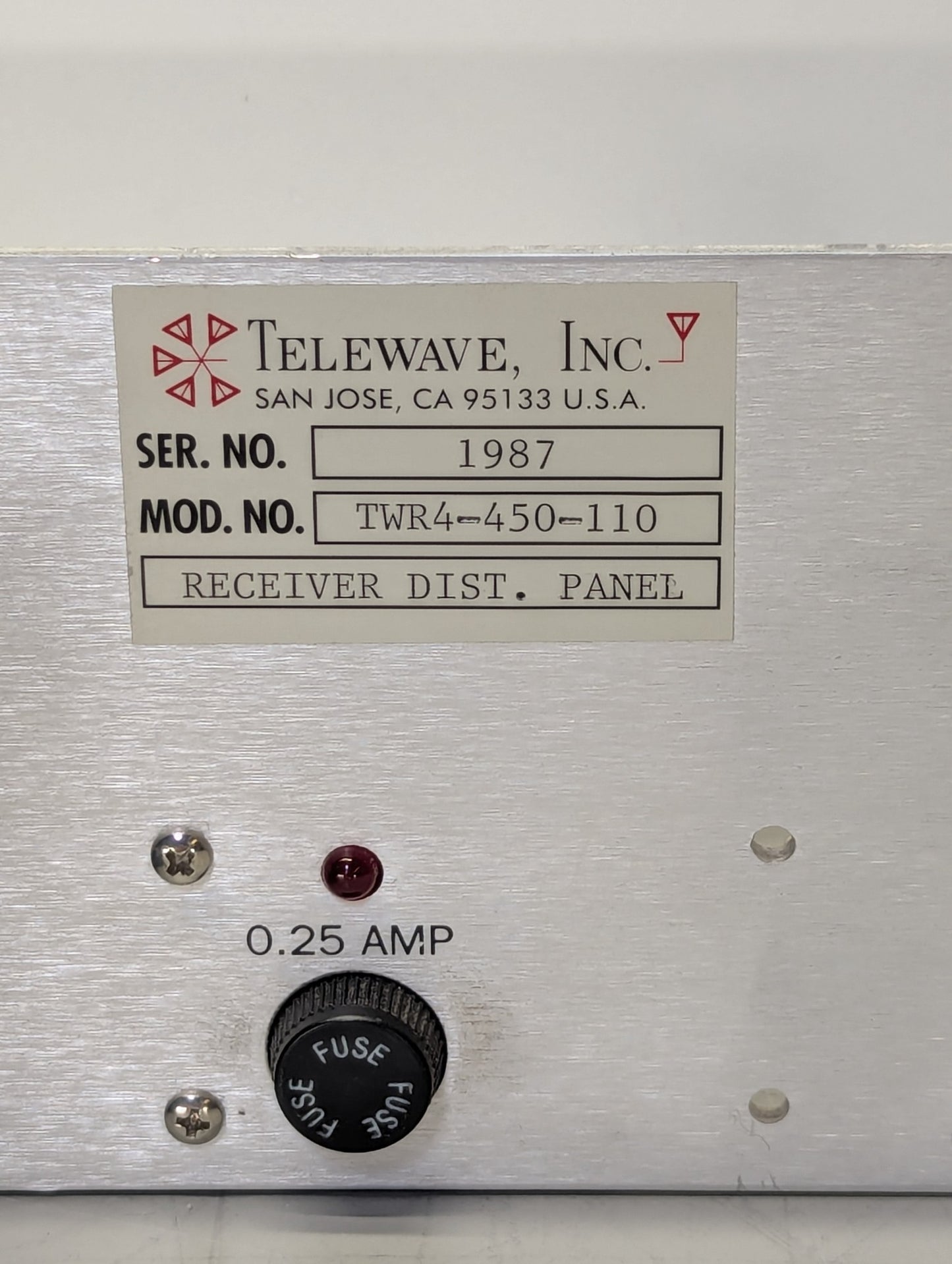 TELEWAVE 4 Channel Receiver Distribution Panel TWR4-450-110