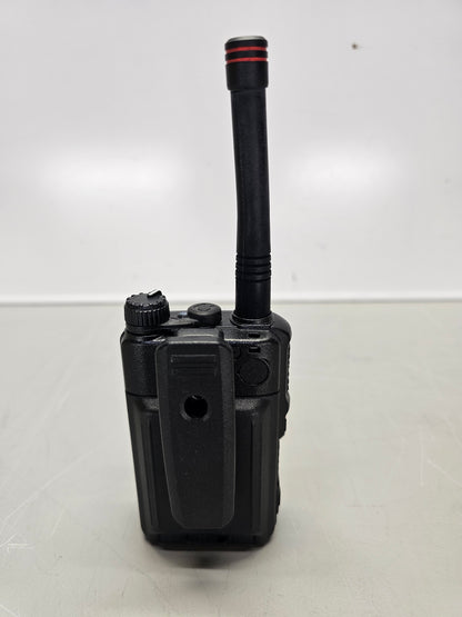 Motorola Portable EVX-S24-G6-3 UHF 403-480 Mhz 256ch 3W Digital/Analog