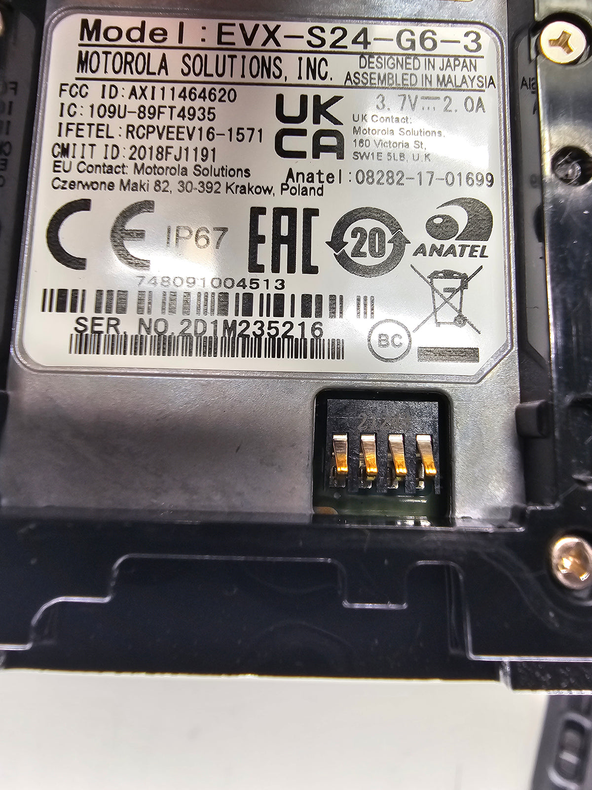 Motorola Portable EVX-S24-G6-3 UHF 403-480 Mhz 256ch 3W Digital/Analog