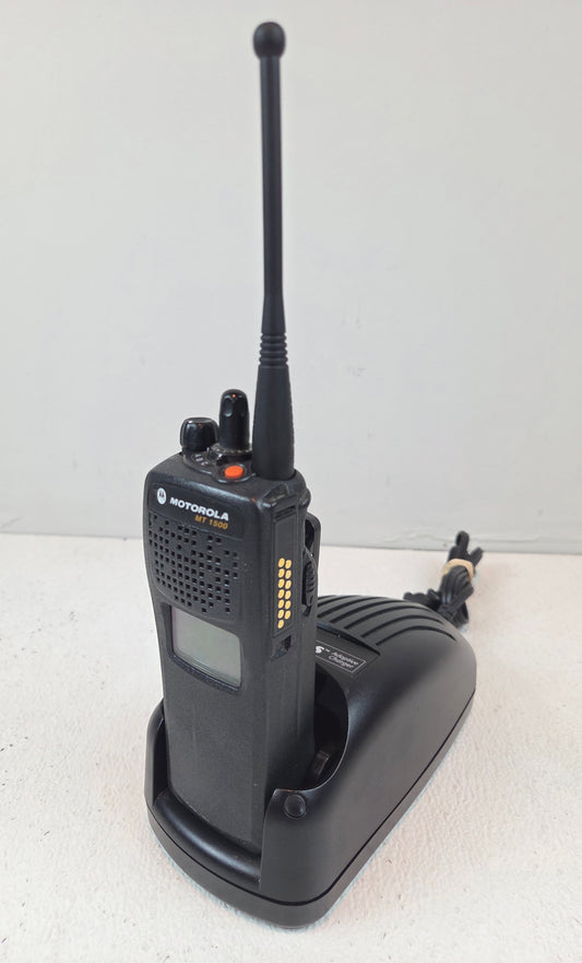 Motorola Portable MT1500 UHF 380-470 MHz 48ch 5W (Model 1.5)