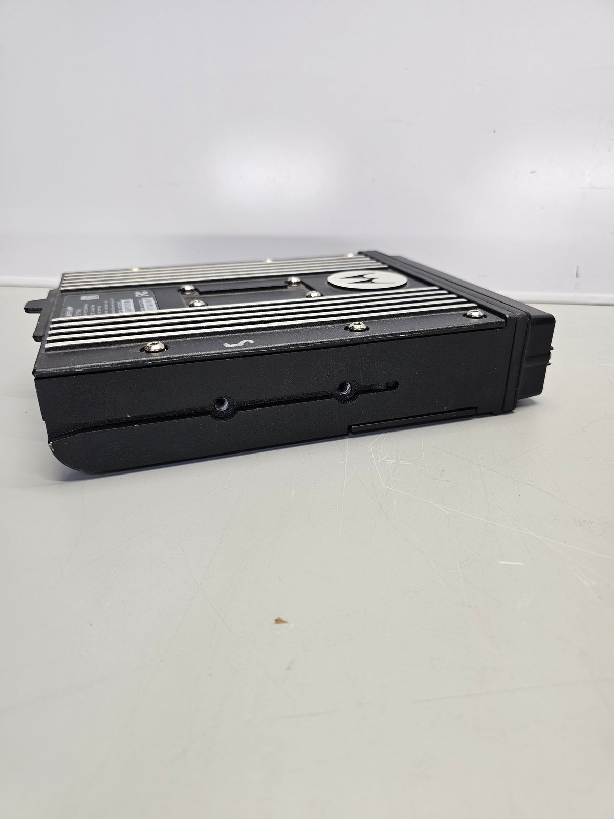 Motorola Mobile APX7500 UHF R1 380-470 Mhz 2000ch 40W