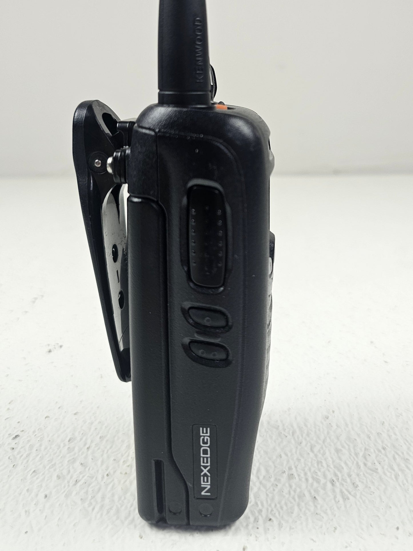 Kenwood Portable NX-200G VHF 136-174 Mhz 512ch 5W