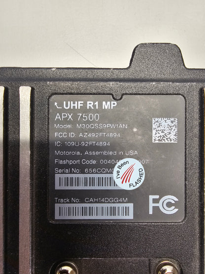 Motorola Mobile APX7500 UHF R1 380-470 Mhz 2000ch 40W