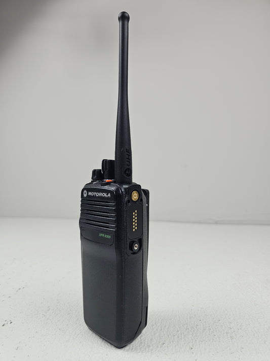 Motorola Portable XPR6300 UHF 403-470 32ch 4W