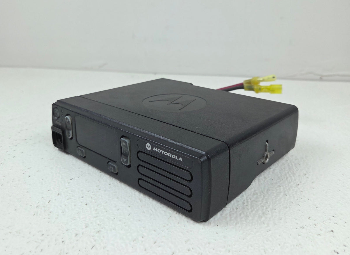 Motorola Mobile CM200D VHF 136-174 Mhz 16ch 25W Analog