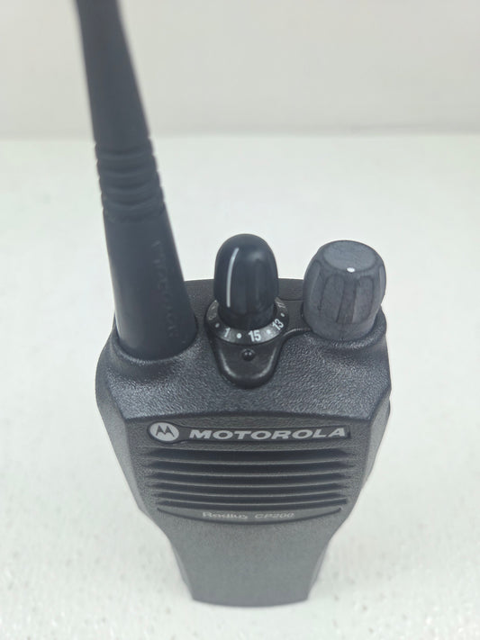 Motorola Portable CP200 UHF 465-495 MHz 4ch 4W