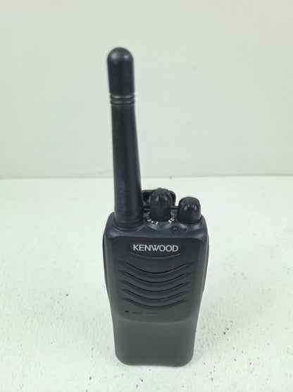 Kenwood Portable TK-3000-1 UHF 440-480 MHz 16ch 4W