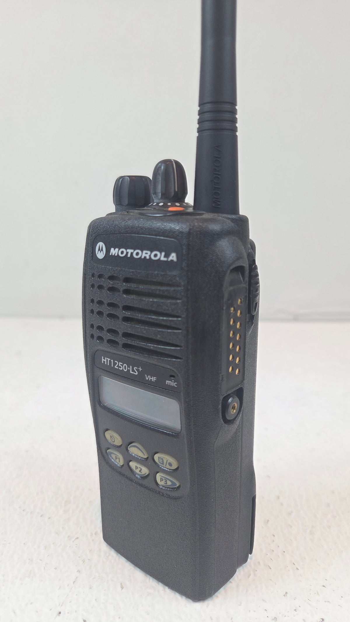Motorola Portable HT1250 LS+ VHF 136-174 Mhz 32ch 5W (LKP)