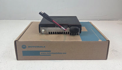Motorola Mobile CM200D VHF 136-174 Mhz 16ch 25W Digital (NEW IN BOX)