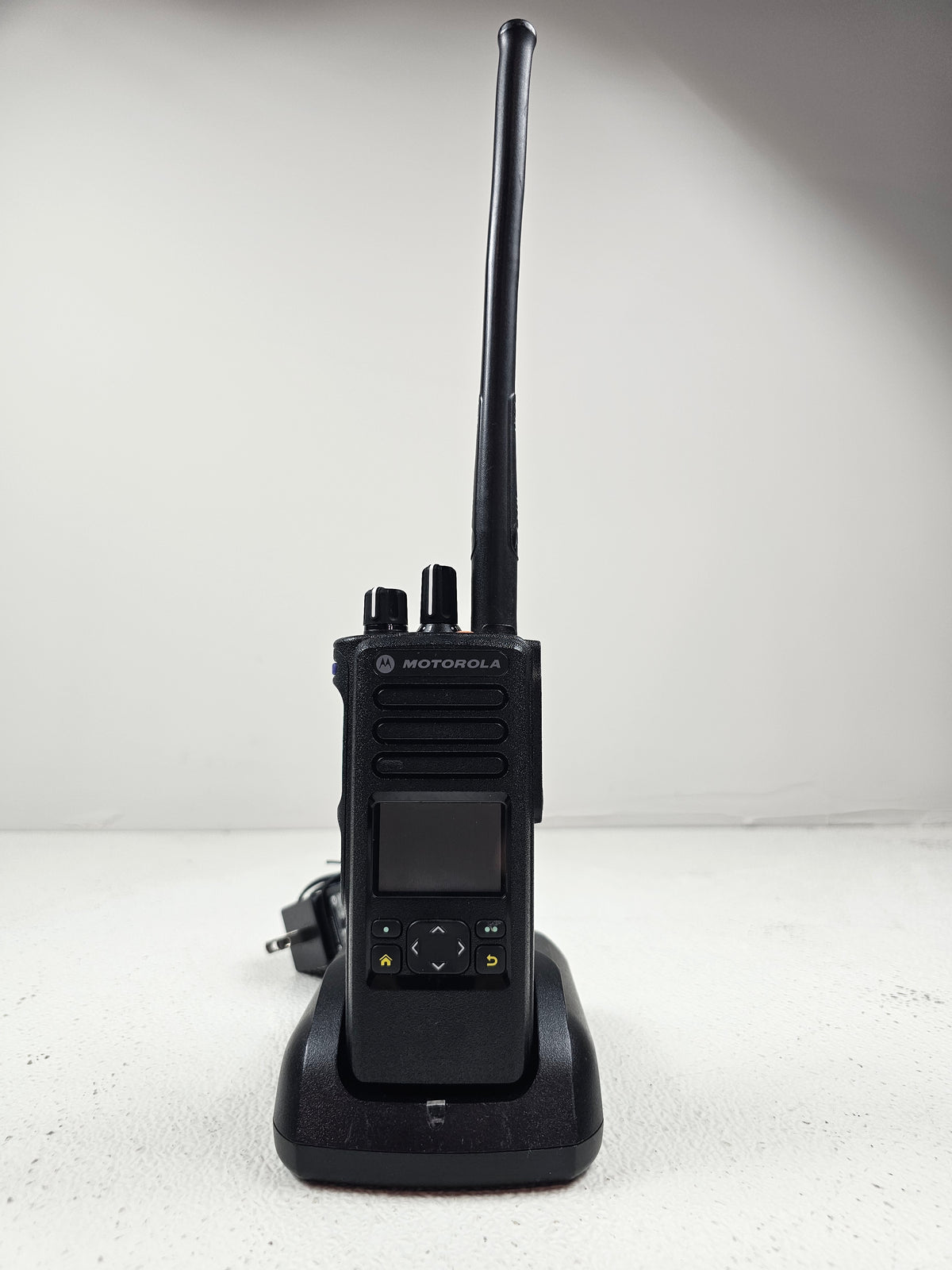 Motorola Portable APX900 VHF 136-174 Mhz 512ch 5W