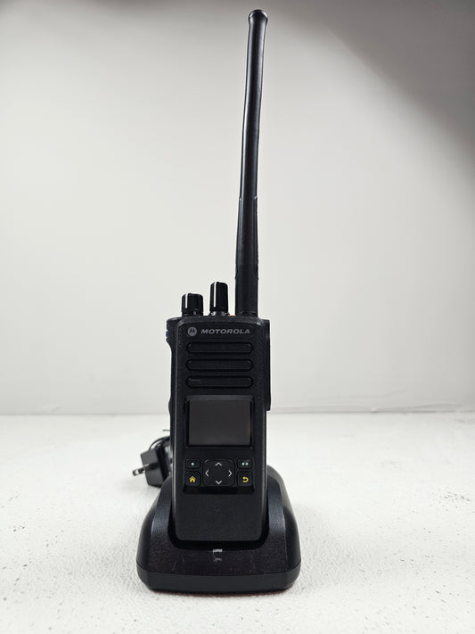 Motorola Portable APX900 VHF 136-174 MHz 512ch 5W