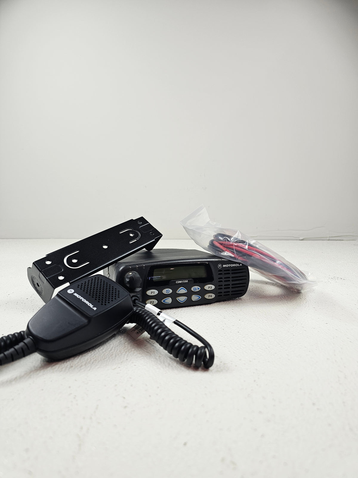Motorola Mobile CDM1550 UHF 403-470 Mhz 128ch 40W