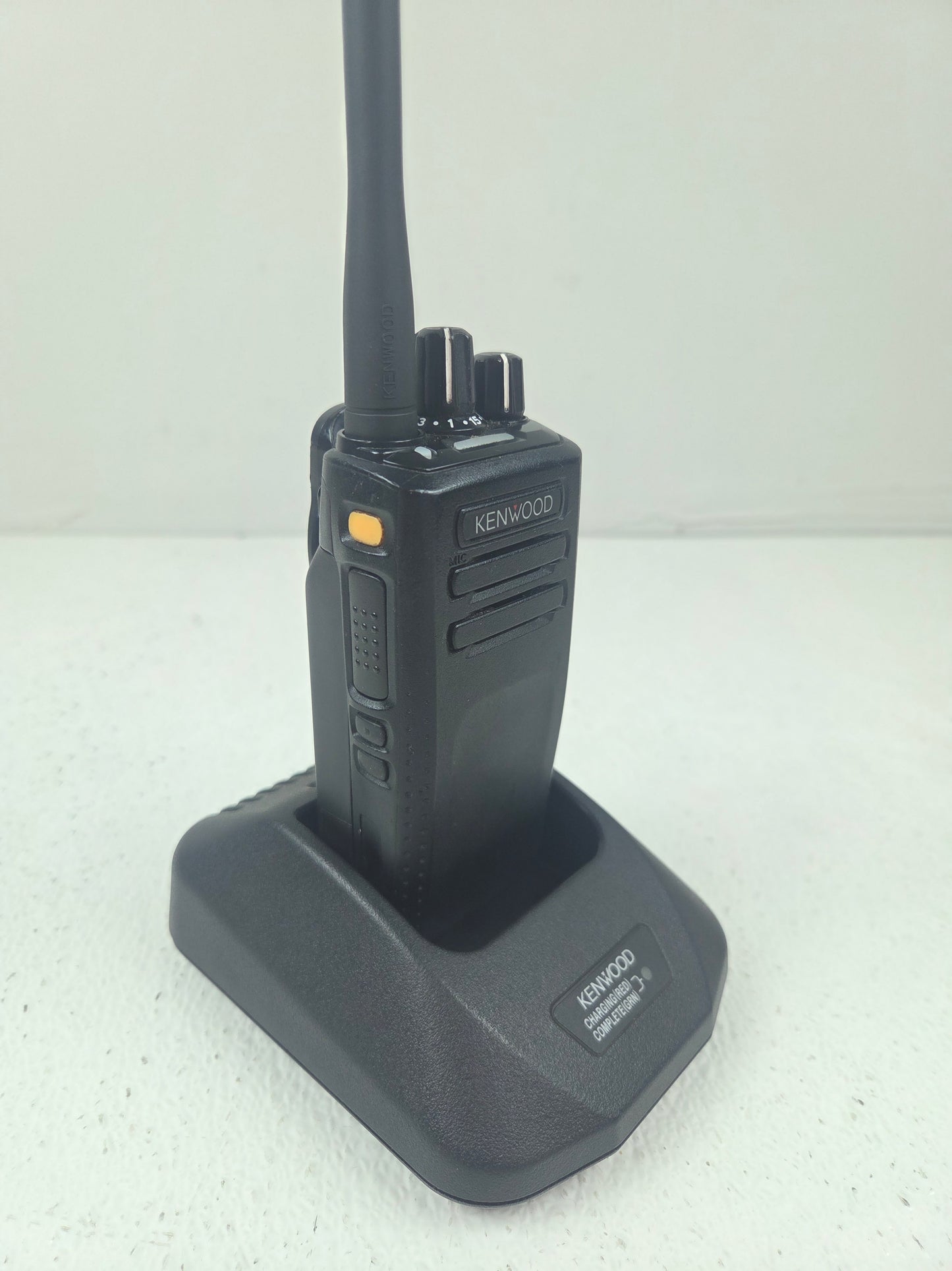 Kenwood Portable NX-3200-K VHF 136-174 Mhz 512ch 5W (Basic)