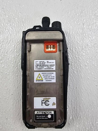 Motorola Portable XPR6300 UHF 403-470 32ch 4W