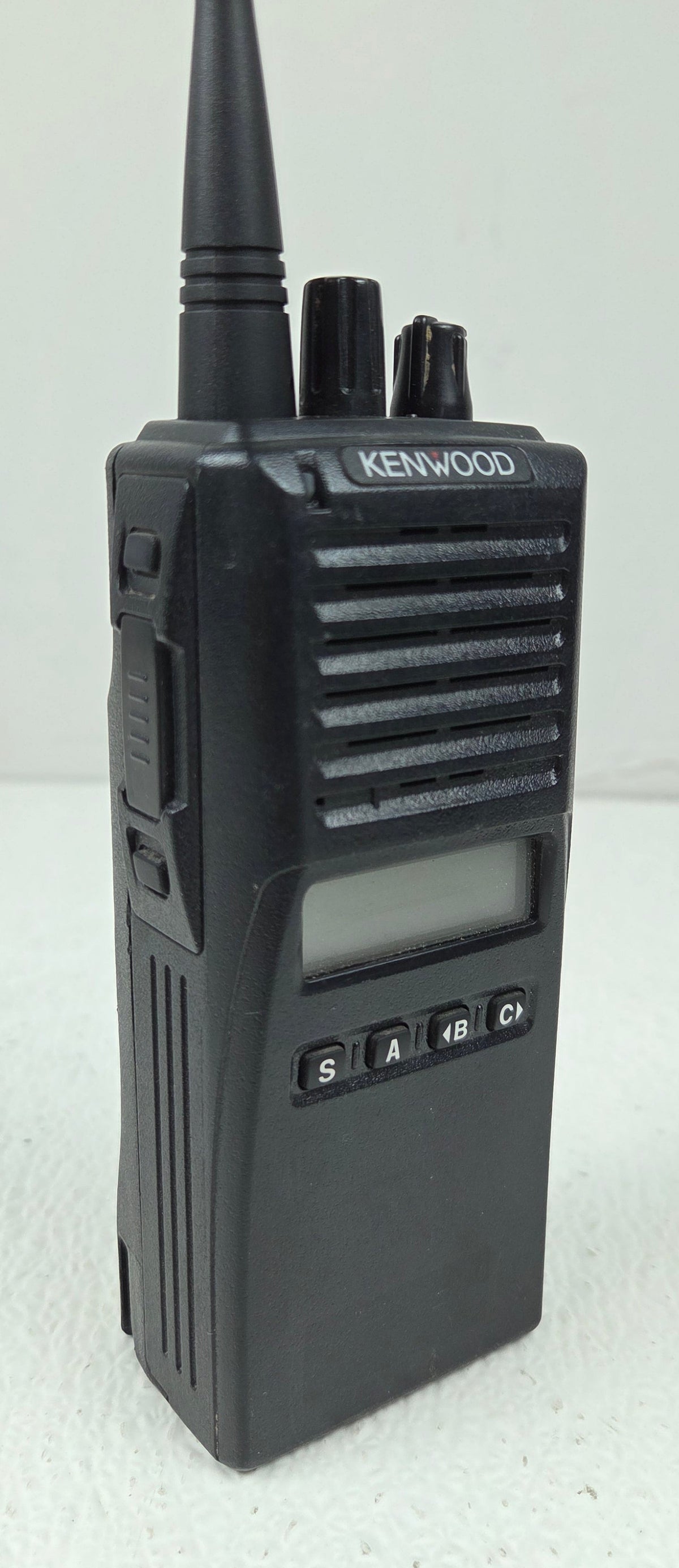 Kenwood Portable TK-480 800 851-870 Mhz 2.5W