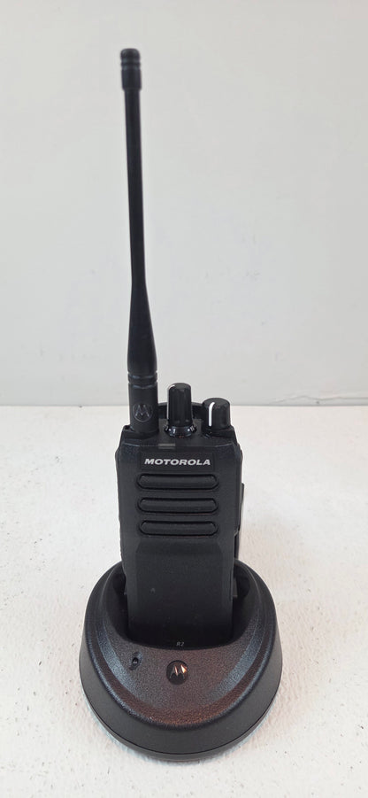 Motorola Portable R2 UHF 403-470 Mhz 64ch 4W