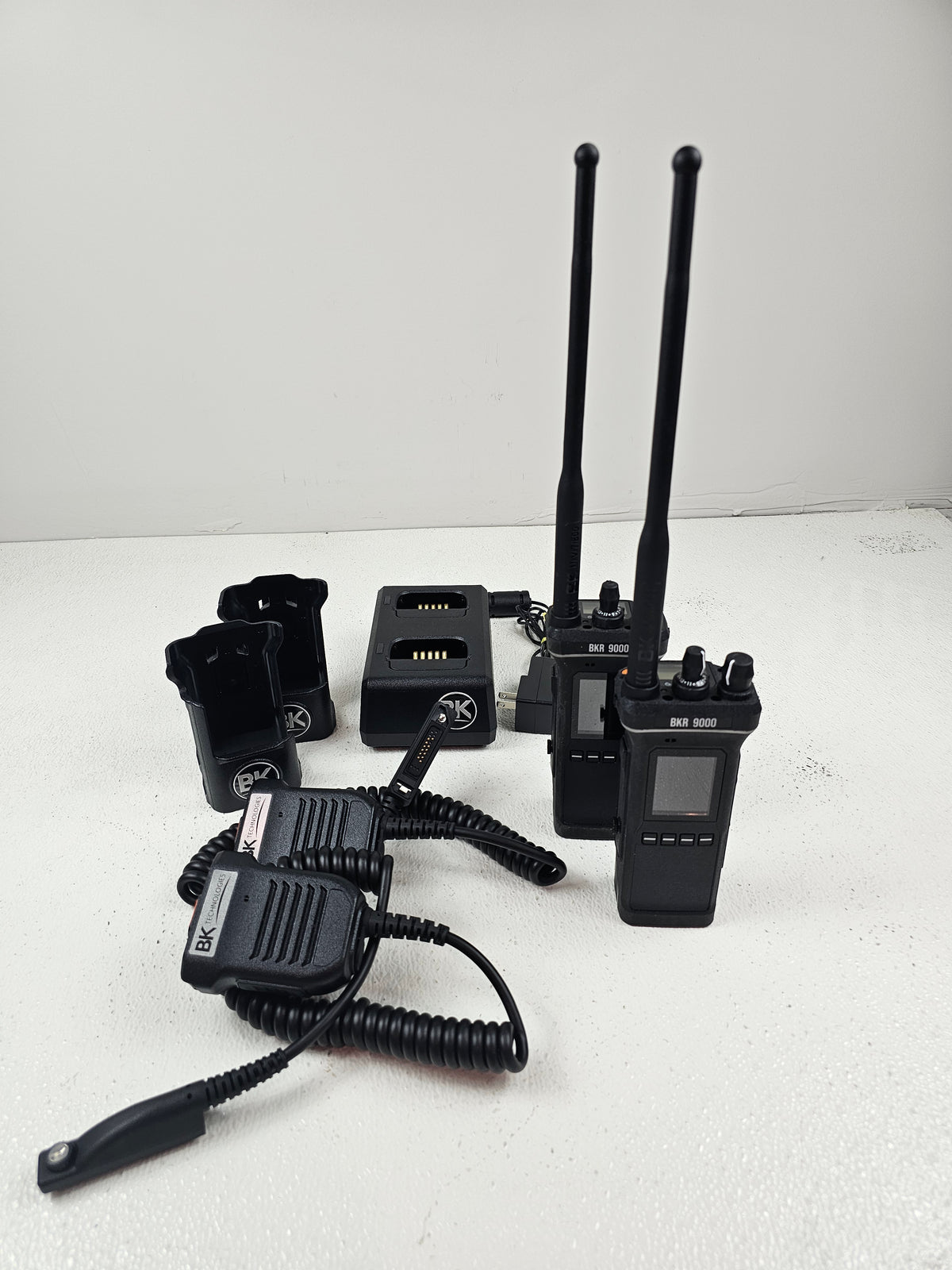BK Portable BKR9000 T2.5 VHF UHF 7/800 5000ch 6W T2.5 (LKP) P25 2 pack with Speaker Mics