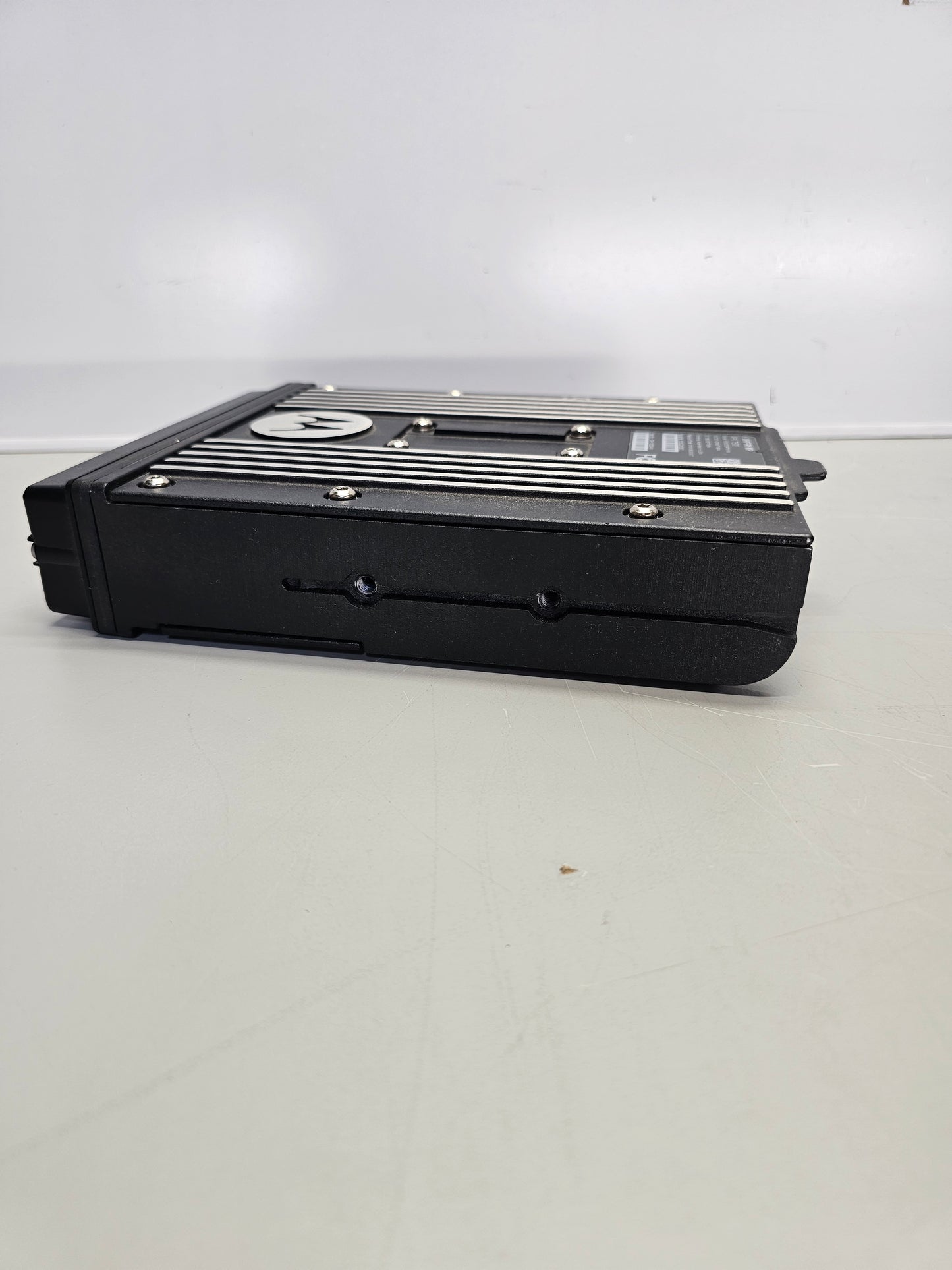 Motorola Mobile APX7500 UHF R1 380-470 Mhz 2000ch 40W
