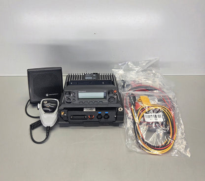 Motorola Mobile APX7500 UHF R1 700/800 Mhz 2000ch 110W