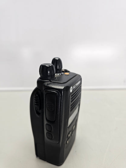 Motorola Portable EX560 XLS VHF 136-174 Mhz 160ch 5W